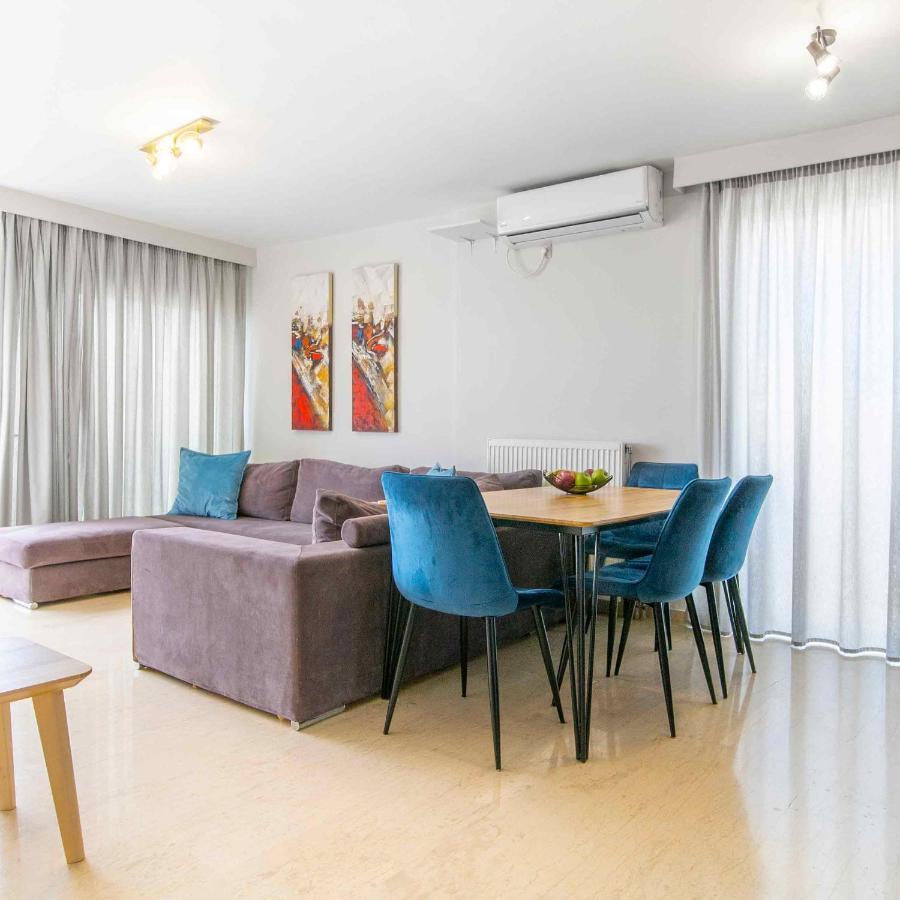 Lis153 By Smart Cozy Suites - Top Floors With Amazing City View - Available 24Hr أثينا المظهر الخارجي الصورة