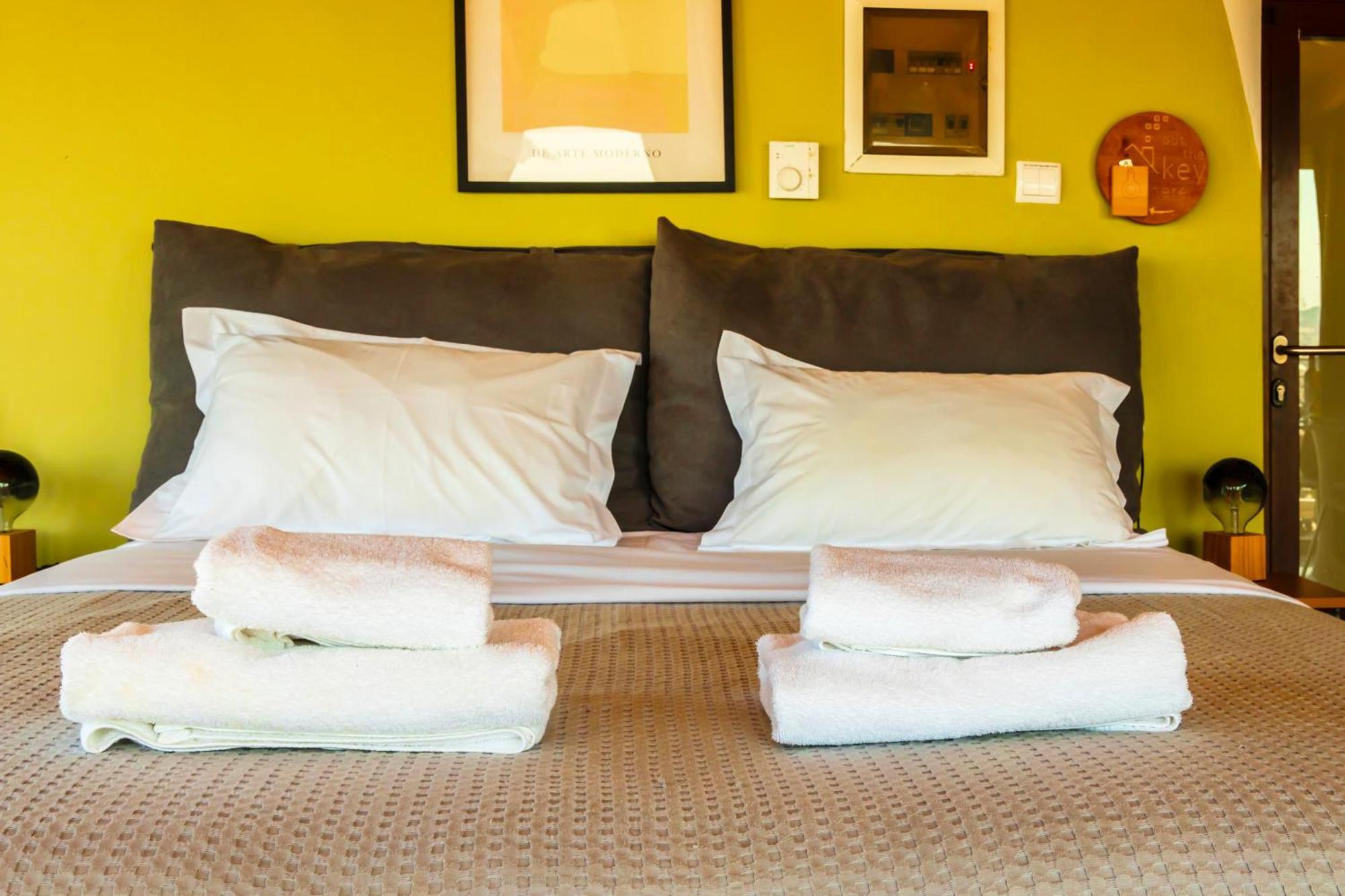 Lis153 By Smart Cozy Suites - Top Floors With Amazing City View - Available 24Hr أثينا المظهر الخارجي الصورة