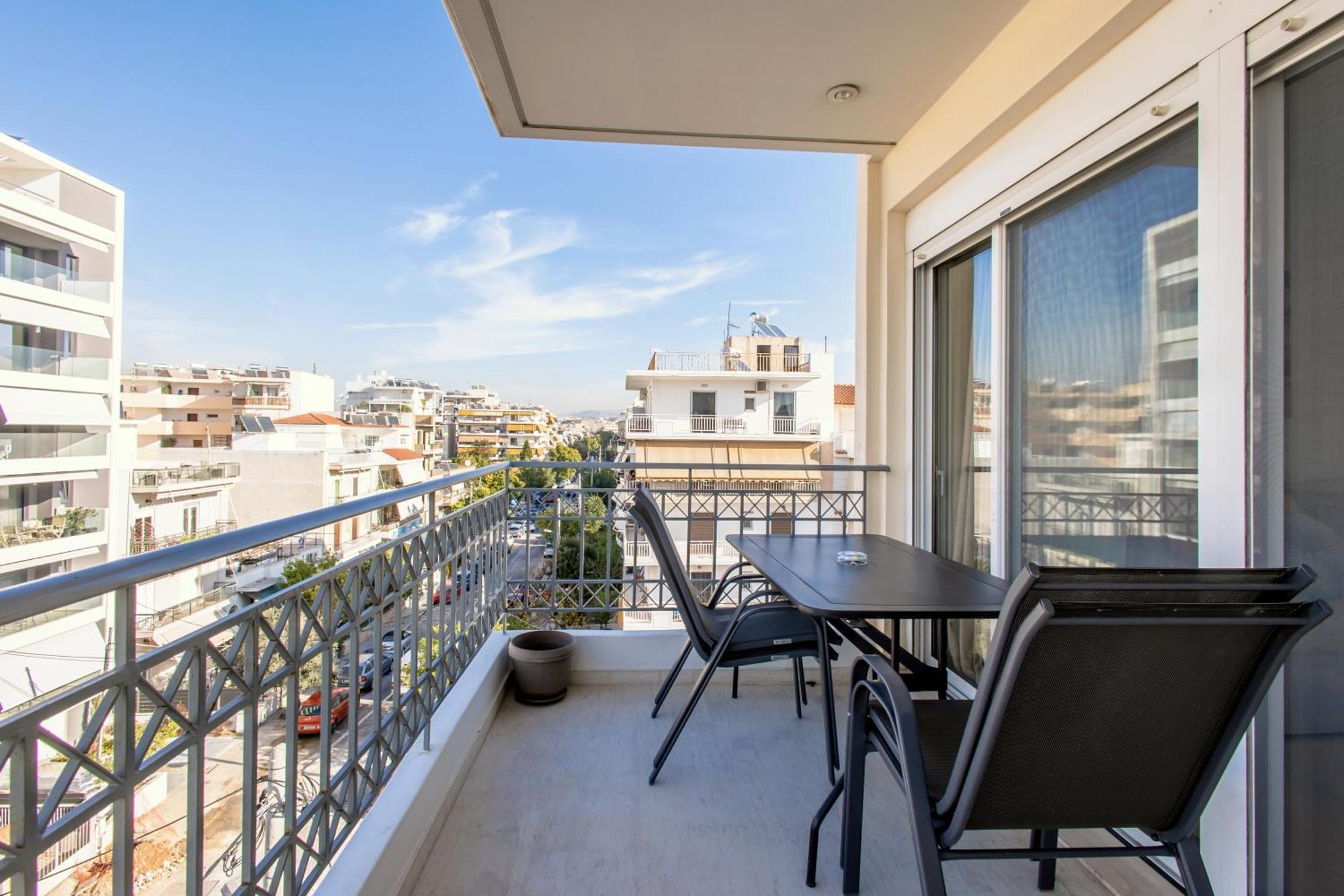 Lis153 By Smart Cozy Suites - Top Floors With Amazing City View - Available 24Hr أثينا المظهر الخارجي الصورة
